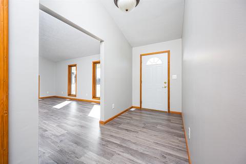 5366 E Creekside Trl, Syracuse, IN 46567 photo 12