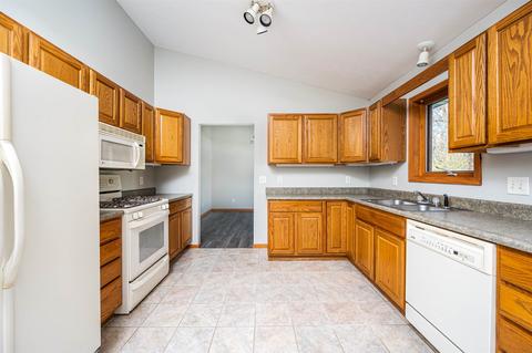 5366 E Creekside Trl, Syracuse, IN 46567 photo 25