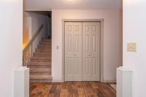 214 E Rusgan Dr, Bloomington, IN 47408 photo 3