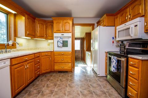 581 N Spring St, Wabash, IN 46992 photo 13