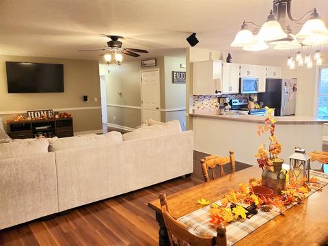 301 Candlelight Ln, Oolitic, IN 47451 photo 6