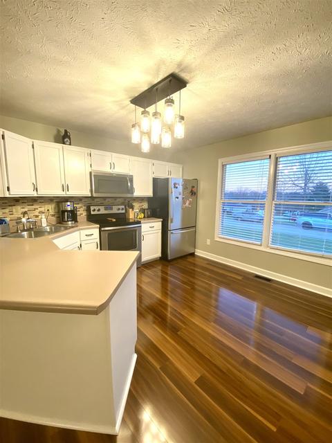 301 Candlelight Ln, Oolitic, IN 47451 photo 8