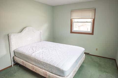 1422 E Clairmont Pl, Bloomington, IN 47401 photo 9