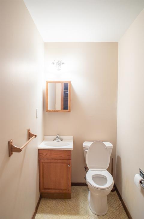 1422 E Clairmont Pl, Bloomington, IN 47401 photo 16