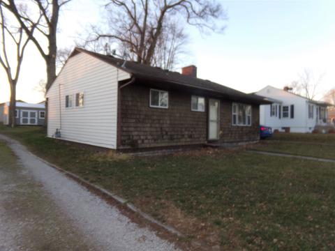 475 S Elm St, Waterloo, IN 46793 photo 3