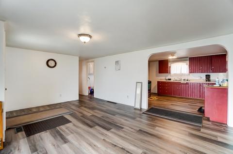 302 S Garrison Ave, Ashley, IN 46705 photo 7