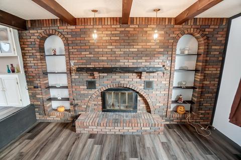 302 S Garrison Ave, Ashley, IN 46705 photo 10