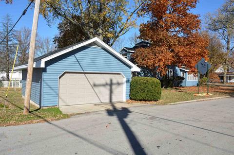 520 S Riverside Dr, Winamac, IN 46996 photo 6