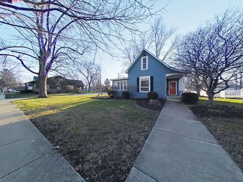 520 S Riverside Dr, Winamac, IN 46996 photo 2