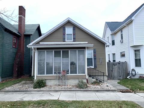 114 E 3rd St, Peru, IN 46970 photo 2