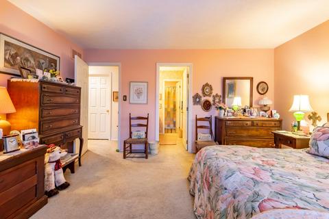 2607 E Windermere Woods Dr, Bloomington, IN 47401 photo 12