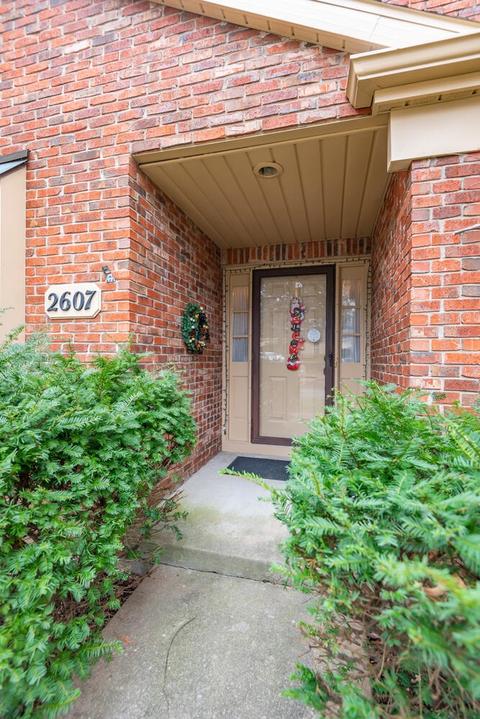 2607 E Windermere Woods Dr, Bloomington, IN 47401 photo 4