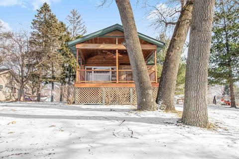 308 N Lilac Dr, Walkerton, IN 46574 photo 2