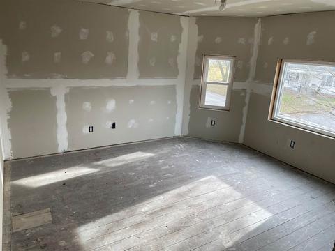 523 E Spring St, Lagrange, IN 46761 photo 8