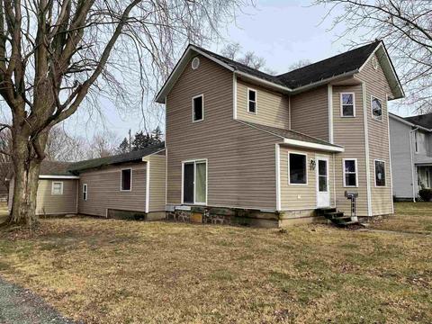 523 E Spring St, Lagrange, IN 46761 photo 3