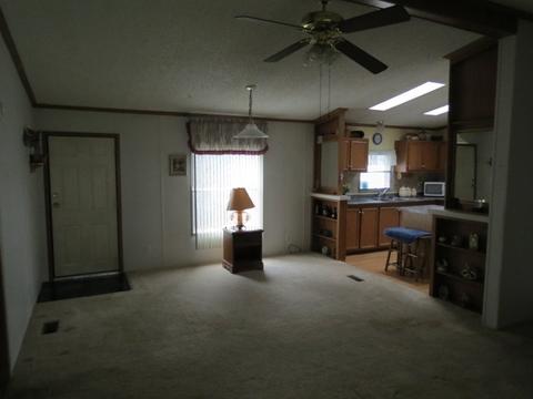 550 E Jackson Ave, Peru, IN 46970 photo 4