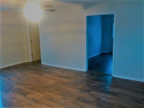 239 Walnut St, Butler, IN 46721 photo 5