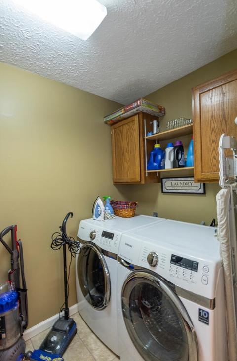 1020 E Sherbrooke Dr, Bloomington, IN 47401 photo 12
