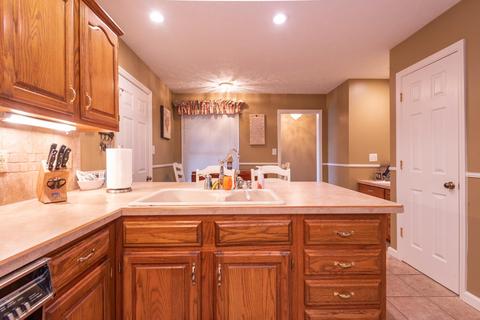 1020 E Sherbrooke Dr, Bloomington, IN 47401 photo 11