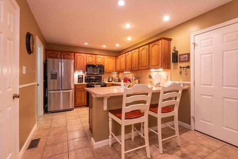 1020 E Sherbrooke Dr, Bloomington, IN 47401 photo 8