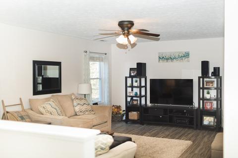 306 S Windstone Ct, Bloomington, IN 47403 photo 9