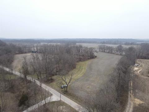 4640 E Giro Rd, Hazleton, IN 47640 photo 8