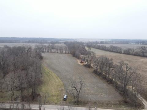 4640 E Giro Rd, Hazleton, IN 47640 photo 9