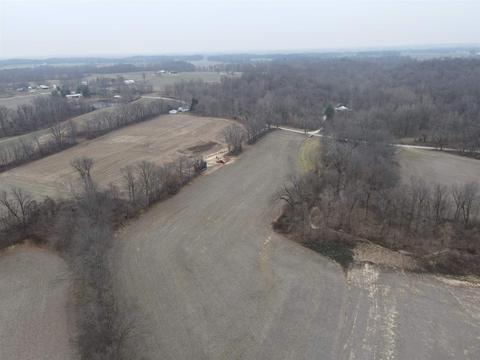 4640 E Giro Rd, Hazleton, IN 47640 photo 6