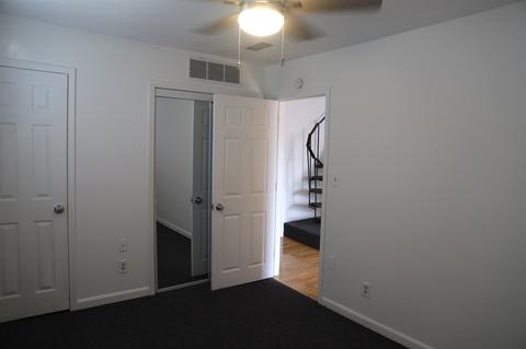 113 E Vine St, Mitchell, IN 47446 photo 4