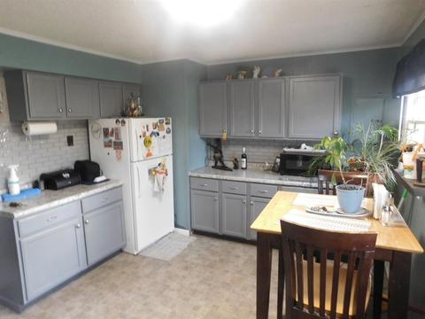 203 E 27th St, Muncie, IN 47302 photo 4