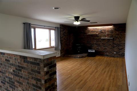 1017 S Meridian Rd, Mitchell, IN 47446 photo 3