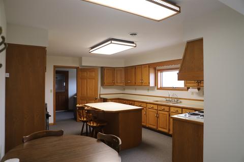 1017 S Meridian Rd, Mitchell, IN 47446 photo 5