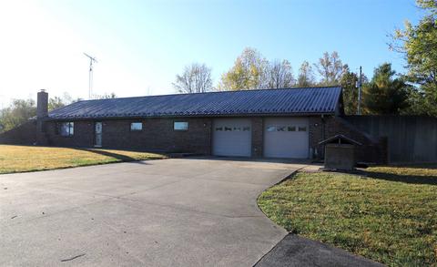 1017 S Meridian Rd, Mitchell, IN 47446 photo 2