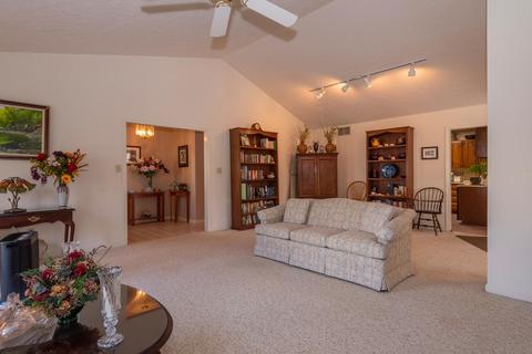 2232 E Cape Cod Dr, Bloomington, IN 47401 photo 5
