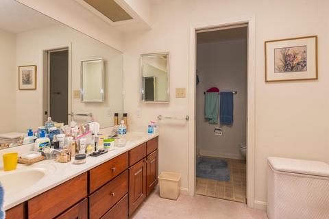2232 E Cape Cod Dr, Bloomington, IN 47401 photo 12