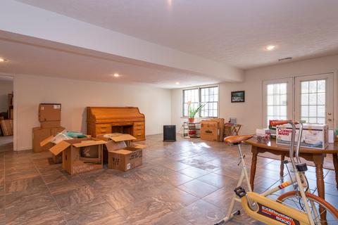 2232 E Cape Cod Dr, Bloomington, IN 47401 photo 18
