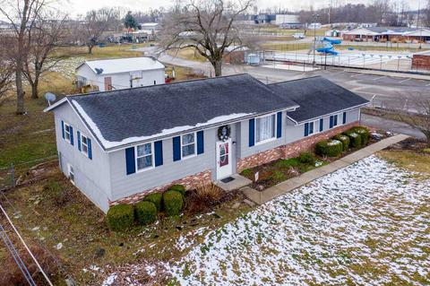 1521 Hancock Ave, Mitchell, IN 47446 photo 2