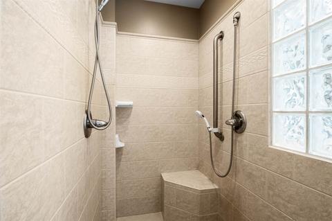 731 E Northshore Dr, Syracuse, IN 46567 photo 12