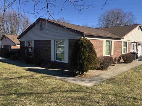 882 E Waterloo Ct, Bloomington, IN 47401 photo 2