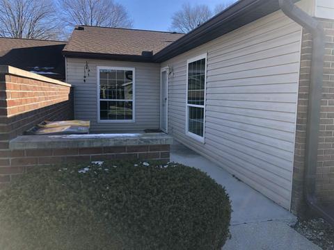 882 E Waterloo Ct, Bloomington, IN 47401 photo 4