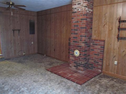 2916 S St Rd 235, Medora, IN 47260 photo 7