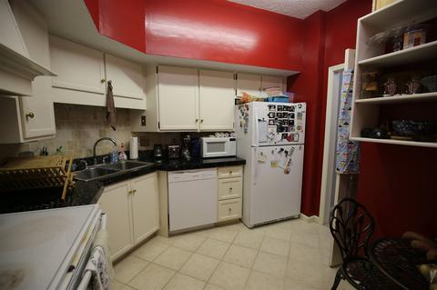 2606 E 2nd St #D, Bloomington, IN 47401 photo 2