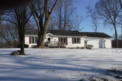 4432 E Defreese Rd, Syracuse, IN 46567 photo 1