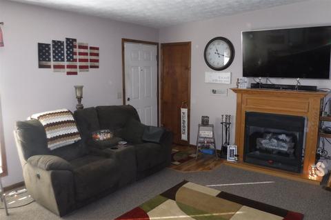 4432 E Defreese Rd, Syracuse, IN 46567 photo 12