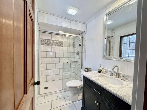 12838 Loop Ct, Granger, IN 46530 photo 5