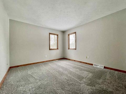 12838 Loop Ct, Granger, IN 46530 photo 23
