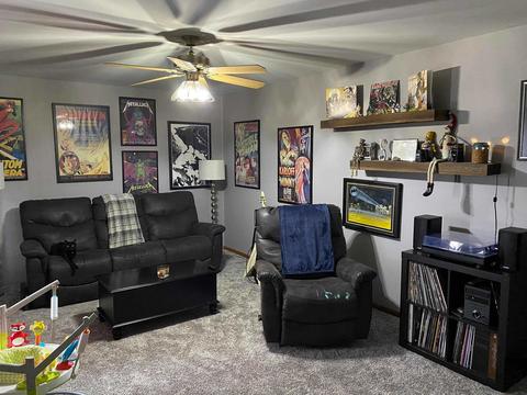 301 E Viola Ave, Washington, IN 47501 photo 3