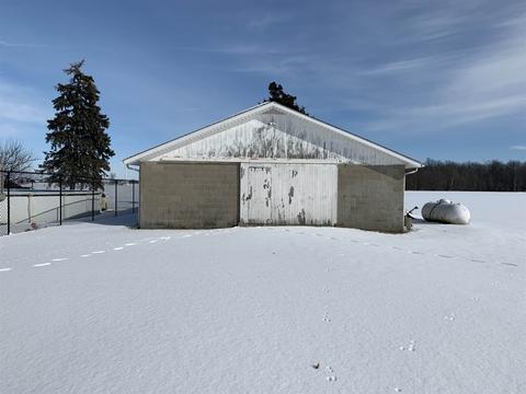 4283 E Division Rd, Windfall, IN 46076 photo 28