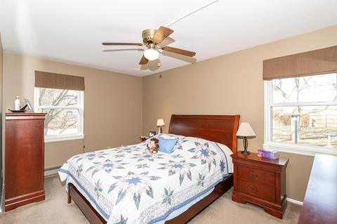324 E Fourth St, Fairmount, IN 46928 photo 8