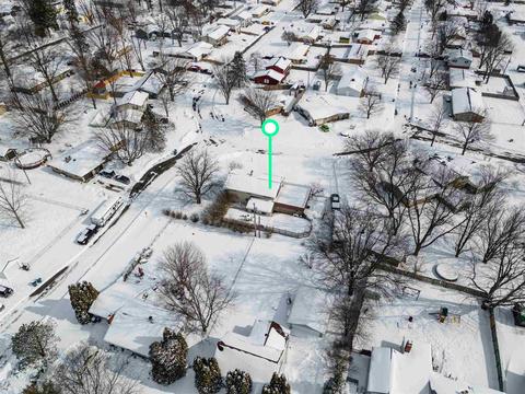 522 Circle Dr, Fairmount, IN 46928 photo 3